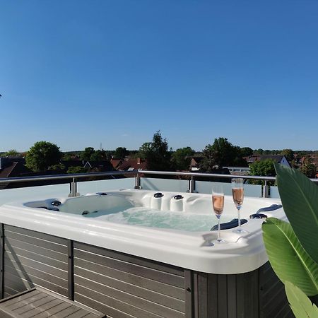 Penthouse Mit Whirlpool Im Herzen Von Niedersachsen Burgwedel  Eksteriør billede